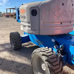 2013 Genie Z-60/34 Articulating Boom Lift