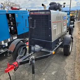 2019 Lincoln Electric VANTAGE 549 Welder