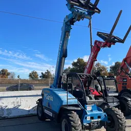 2017 Genie GTH-5519 Forklift