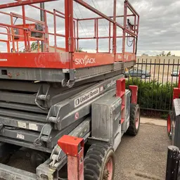 2016 Skyjack SJ8841RT Rough Terrain Scissor Lift