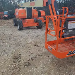 2015 JLG 800AJ Articulating Boom Lift
