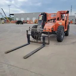 2015 SKYTRAK 6042 Forklift