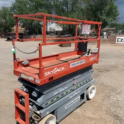 2015 Skyjack SJIII3226 Scissor Lift