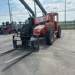 2016 SKYTRAK 6042 Forklift