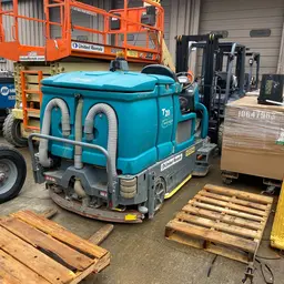 2017 Tennant T-20 Scrubber