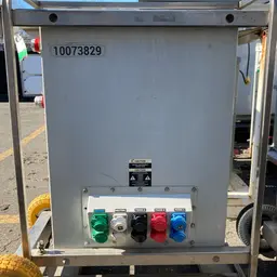 2012 HIPOWER HPS06427PN2U Distribution Panel
