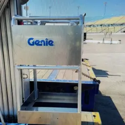 2018 Genie AWP-30SDC Pusharound Lift