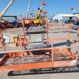 2015 JLG 800S Boom Lift