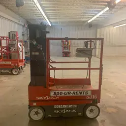 2017 Skyjack SJ16 Self-Propelled One-Person Lift