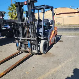 2019 Toyota 8FGU25 Warehouse Forklift