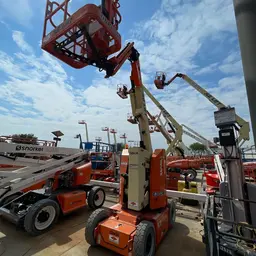 2015 JLG E300AJP Articulating Boom Lift