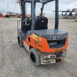 2021 Toyota 8FDU30 Warehouse Forklift