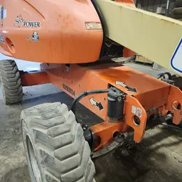 2014 JLG 400S Boom Lift