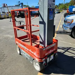 2018 Skyjack SJ12 Self-Propelled One-Person Lift