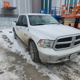 2018 Dodge 1500CREWSLTG4WD Pickup Truck