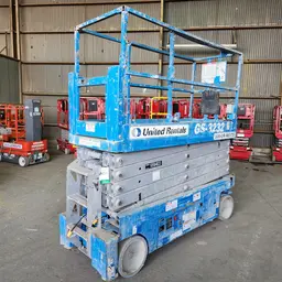 2017 Genie GS-3232 Scissor Lift