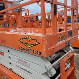 2018 Snorkel S4732E Scissor Lift