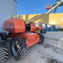 2014 JLG 800S Boom Lift
