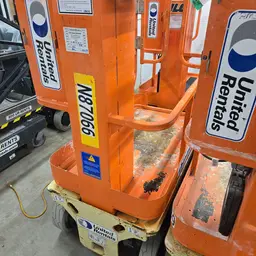 2014 JLG 1230ES Self-Propelled One-Person Lift