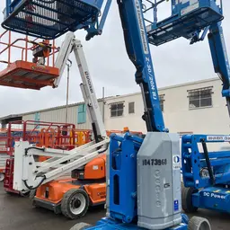 2016 Genie Z-30/20N RJ Articulating Boom Lift