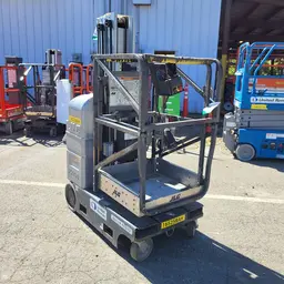 2016 JLG 20MVL Self-Propelled One-Person Lift