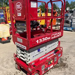 2019 MEC 1330SE Scissor Lift