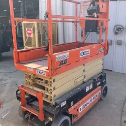 2017 JLG 1932R Scissor Lift
