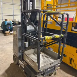 2015 JLG 20MVL Self-Propelled One-Person Lift