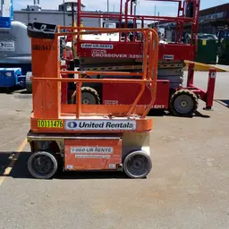 2013 JLG 1230ES Self-Propelled One-Person Lift
