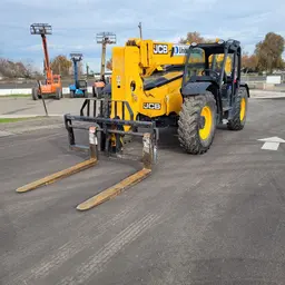 2017 JCB 507-42 Forklift