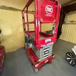 2018 MEC MICRO 19 Scissor Lift