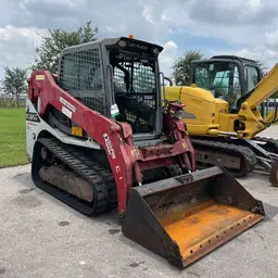 2017 Takeuchi TL10V2-CR Track Loader