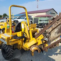 2017 Vermeer RTX450 Ride-On Trencher