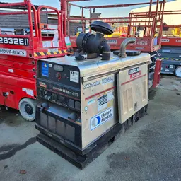 2019 Lincoln Electric VANTAGE 549 Welder