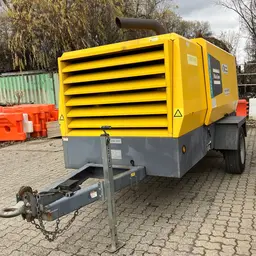 2017 Atlas Copco XATS 750 JD8 Air Compressor