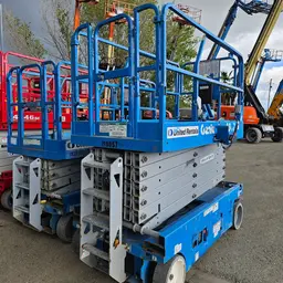 2017 Genie GS-4047 Scissor Lift