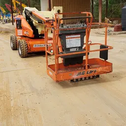 2016 JLG E450AJ Articulating Boom Lift