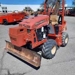 2016 Ditch Witch RT45A Ride-On Trencher