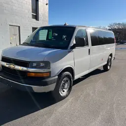 2017 CHEVROLET 3500EXTLTGRWD Vehicle