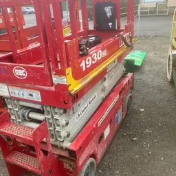 2017 MEC 1930SE Scissor Lift