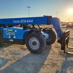 2015 Genie GTH-844D Forklift