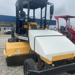2017 LayMor SM450-ST Sweeper