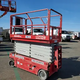 2017 MEC 4046SE Scissor Lift