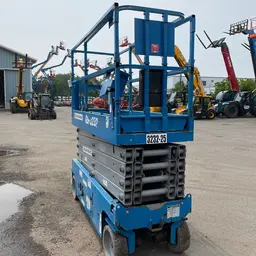 2016 Genie GS-3232 Scissor Lift