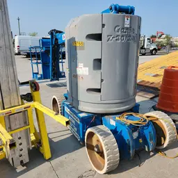2013 Genie Z-30/20N RJ Articulating Boom Lift