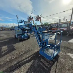 2015 Genie Z-40/23N RJ Articulating Boom Lift
