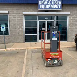 2015 Skyjack SJ12 Self-Propelled One-Person Lift