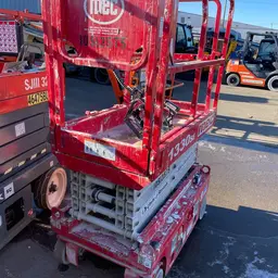 2016 MEC 1330SE Scissor Lift