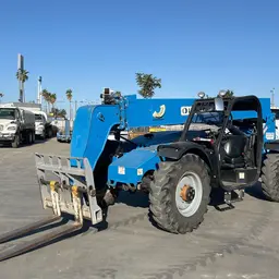 2015 Genie GTH-844 Forklift