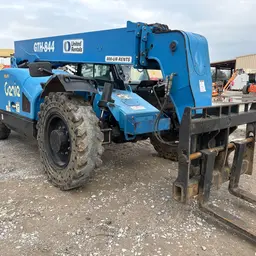 2016 Genie GTH-844 Forklift